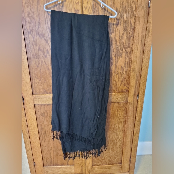 GAP Accessories - Gap woven large scarf/ wrap